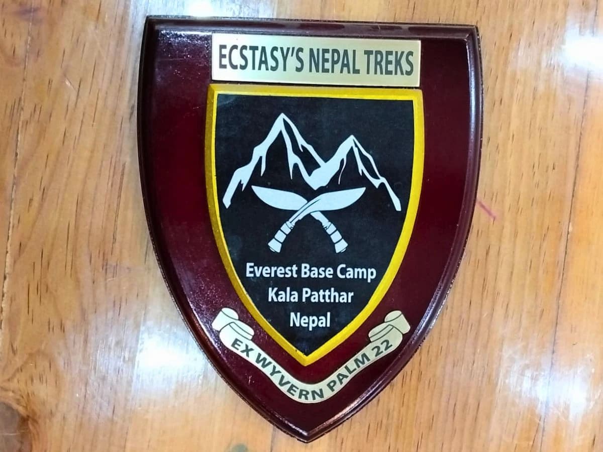 EBC & Kala Patthar Appreciation Plaque Presented by Ex Wyvern Palm 22, UK