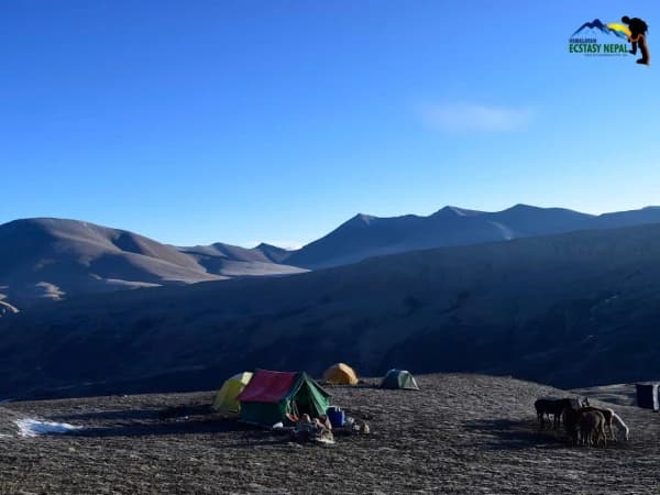 Highlands Of Damodar Kunda